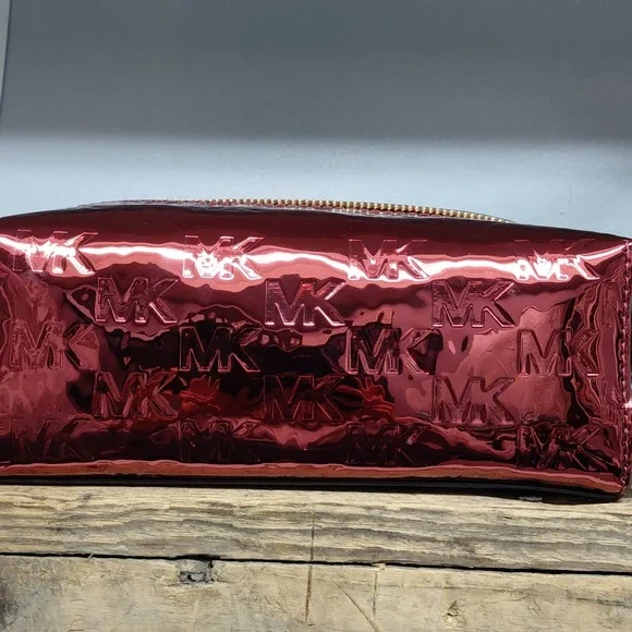 ❤️Michael Kors Shiny Red Travel Cosmetic Case Nwt❤️ - Picture 4 of 11